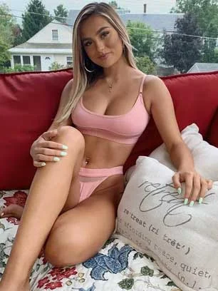 Model Escorts in akshardham